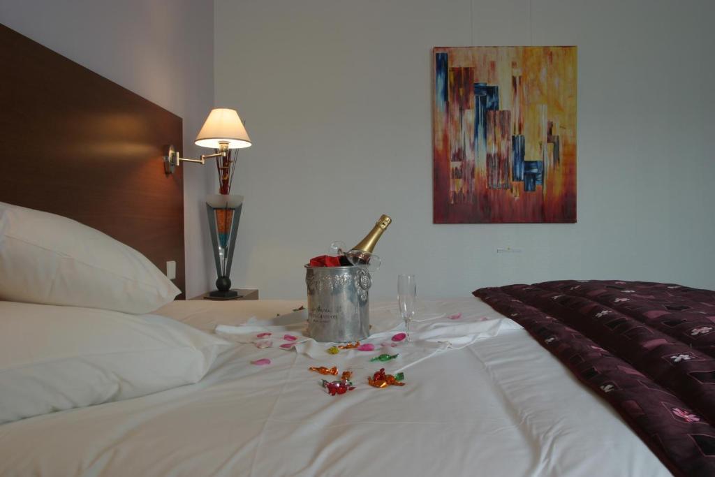 Wettolsheim Hotel Restaurant Logis La Palette מראה חיצוני תמונה